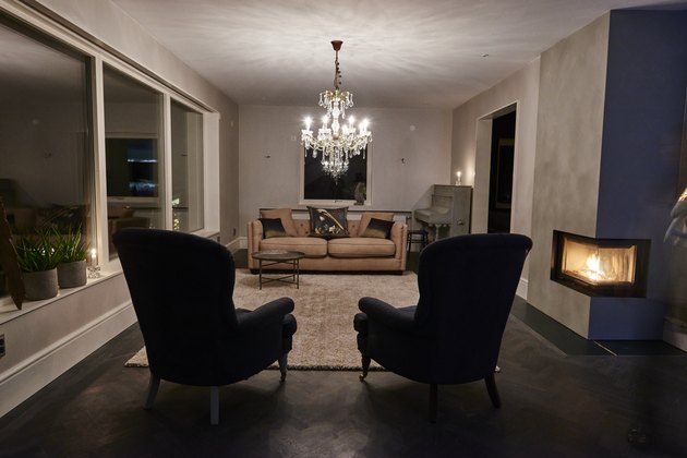Contemporary living room