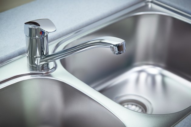 How to Remove Calcium Build-Up From Faucets | Hunker