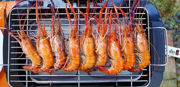 Seafood: Prawn/Shrimp being grilled on a Electric Grill