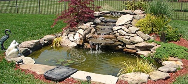 How to Remove Algae From Ponds | Hunker