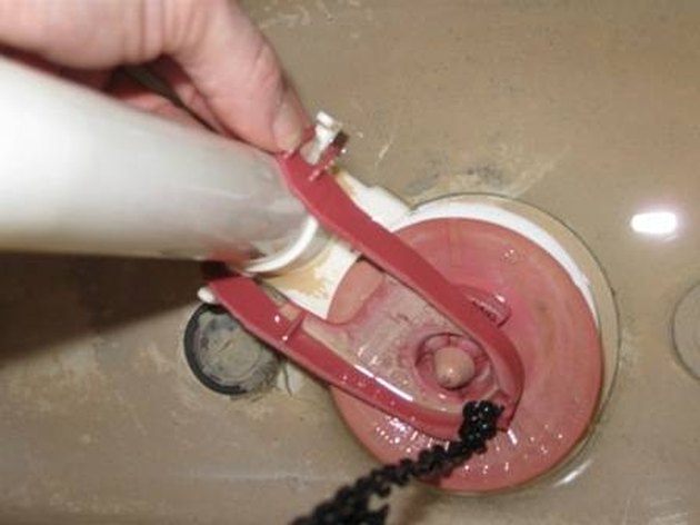 How To Replace The Flapper In Your Toilet Tank