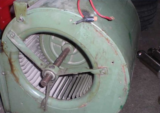 do-it-yourself-furnace-blower-repair-hunker