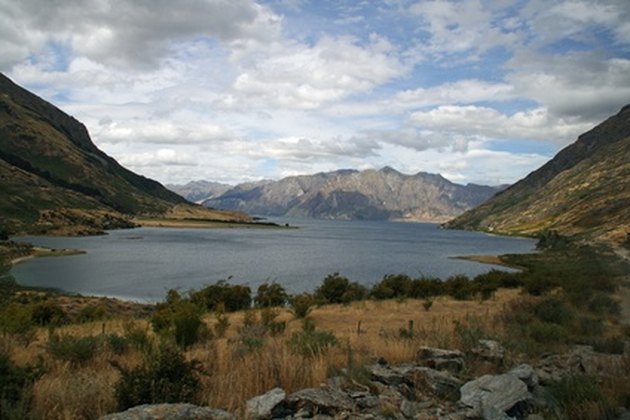 2 Major Bodies Of Water In New Zealand