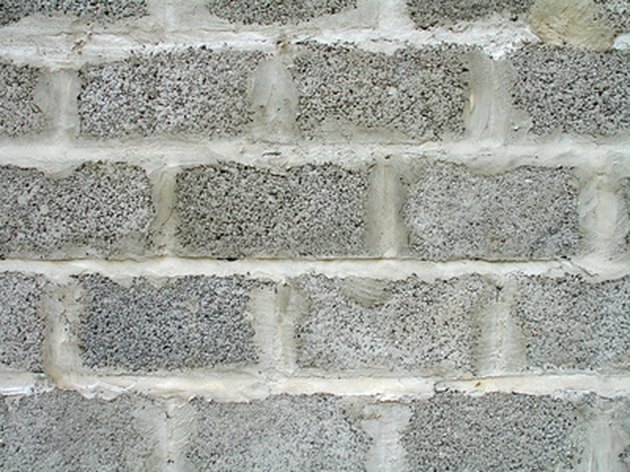What Is the Difference Between a Cinder Block and a Concrete Block