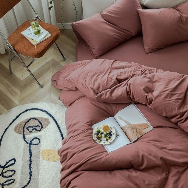 MKXI brings us rich colored, monochromatic bedding at its finest. The soft, knit cotton looks just as good as it feels. Including a duvet cover and two pillowcases, this set seems so much more expensive than it is. 