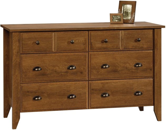 This dresser's classic design will complement virtually any aesthetic and never go out of style.