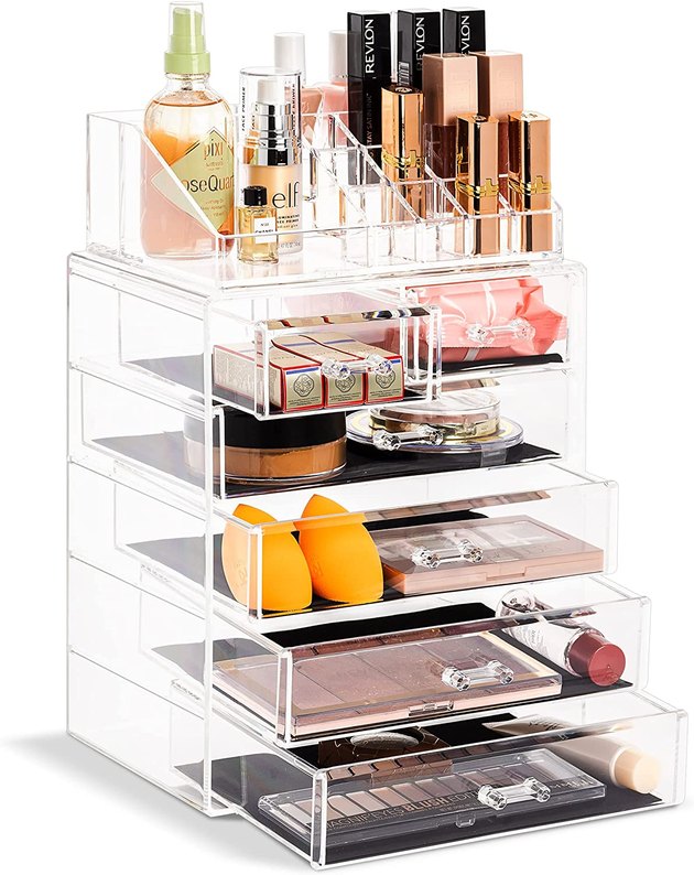 Functional meets chic with this plastic set of storage drawers. It features easy-grip handles, smooth sliding drawers, and a detachable top compartment for lipstick, mascara, and the like.