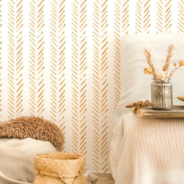 Here's a bohemian-inspired pattern that’s equal parts uniform and organic.