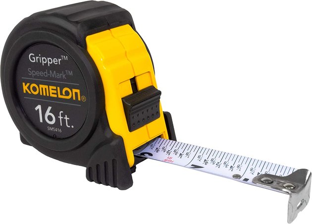 This 16-foot tape measure by Komelon is easy to grip with its thick rubber jacket. The blade on the speed mark is acrylic coated and easy to read for quick project measurements. 
