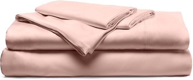 Have a luxurious night’s sleep with these organic sheets that are not only hypoallergenic and eco-friendly, but also temperature-regulating to keep you comfortable while you sleep all year long.