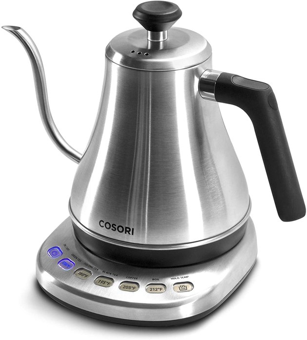 This kettle features a gooseneck design that allows you to easily control water flow. You can choose from five different temperature pre-sets for the perfect morning brew. 