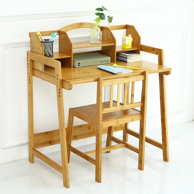 Searching for a work station that grows with your child? Well, look no further. This handsome bamboo set is fully height adjustable. Plus, it boasts a timeless aesthetic and quality design.