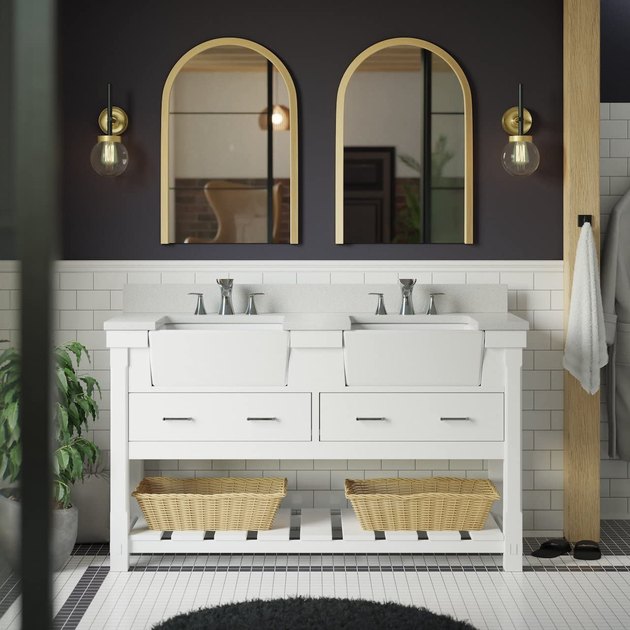 This all-white bathroom vanity is truly obsession-worthy. The farmhouse design is completely on-trend while remaining totally timeless.