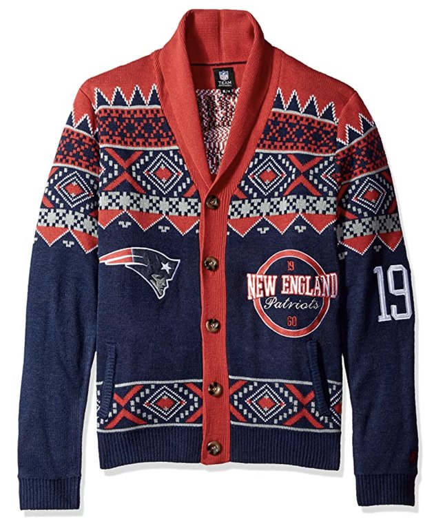 Root for your team this holiday season (and all year long) with this ultra-cozy cardigan. It makes a perfect gift for yourself or your favorite sports fan.