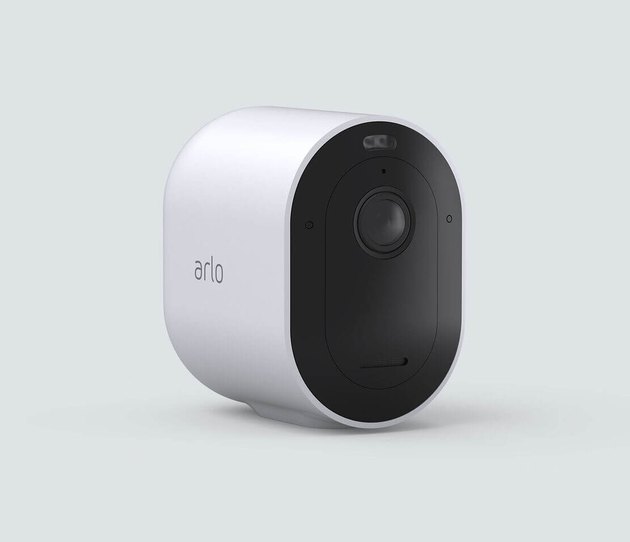 The Pro 4 series 2K HDR security camera delivers superior video quality combined with the convenience of connecting directly to Wi-Fi without a SmartHub. Perfect for protecting medium to larger spaces.