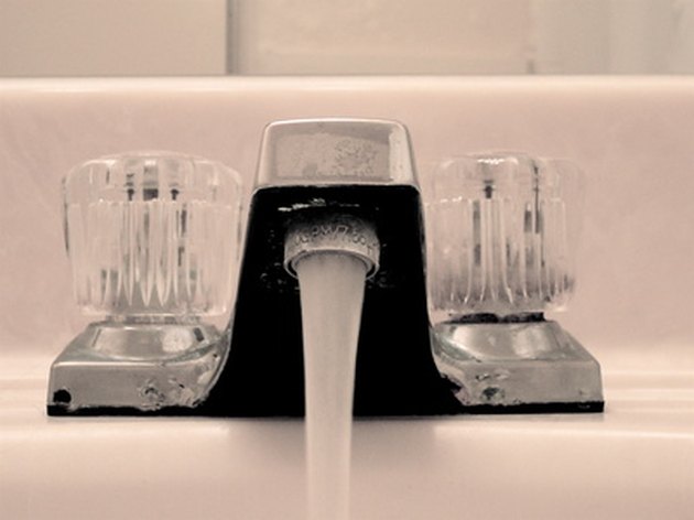 how-to-replace-a-broken-undermount-sink-in-bathroom-hunker