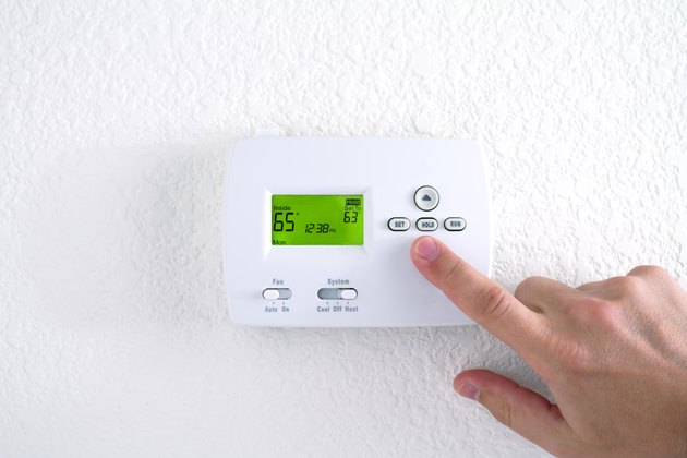 The Best Thermostat Setting For The Winter | Hunker