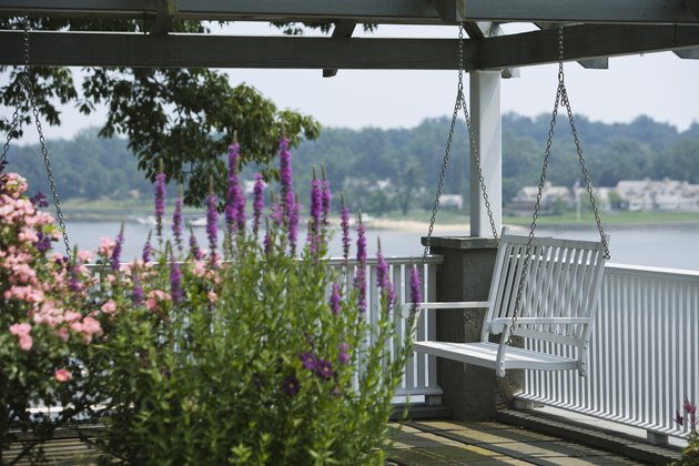 Porch swing