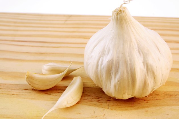 Garlic and garlic cloves
