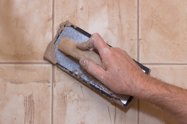 Hand Grouting Tile