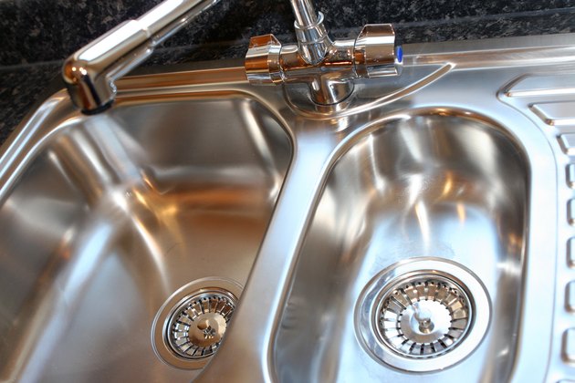 New Shiny Kitchen Sink