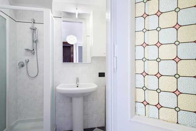Bathroom in small apartment