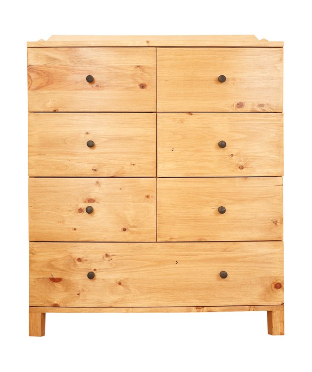 Chest of drawers