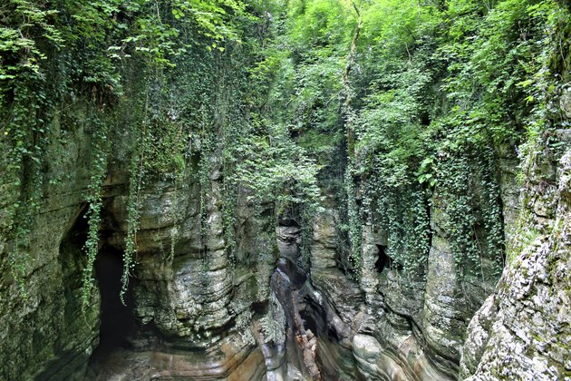 Dry waterfall