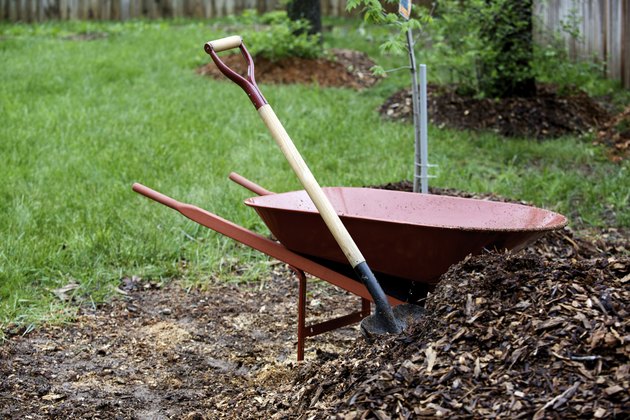 landscape mulch yard work