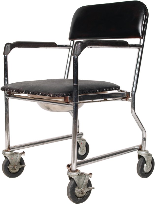 Toilet chair