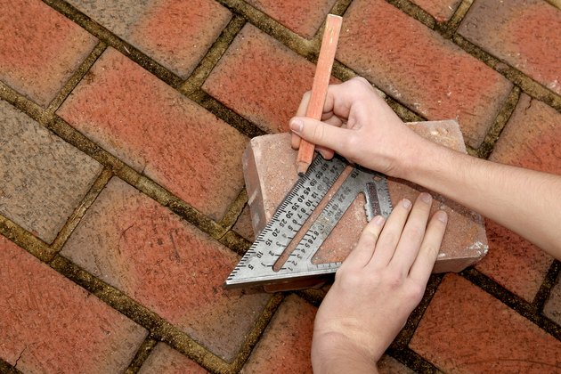 how-to-cut-paver-stones-with-a-chisel-hunker