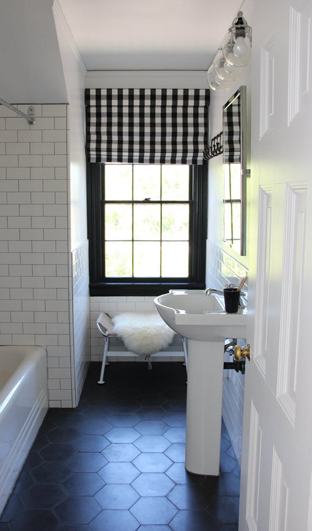 9 Tile Ideas for Small Bathrooms | Hunker
