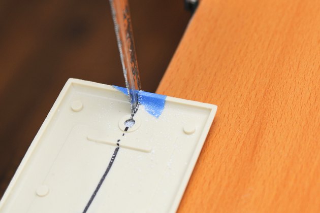 how-to-cut-plastic-electrical-wall-plates-hunker