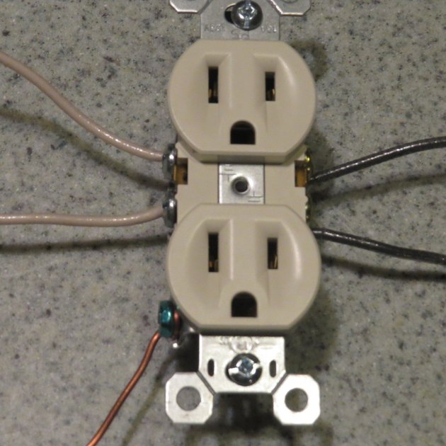 How to Wire Two Light Switches With One Power Supply | Hunker