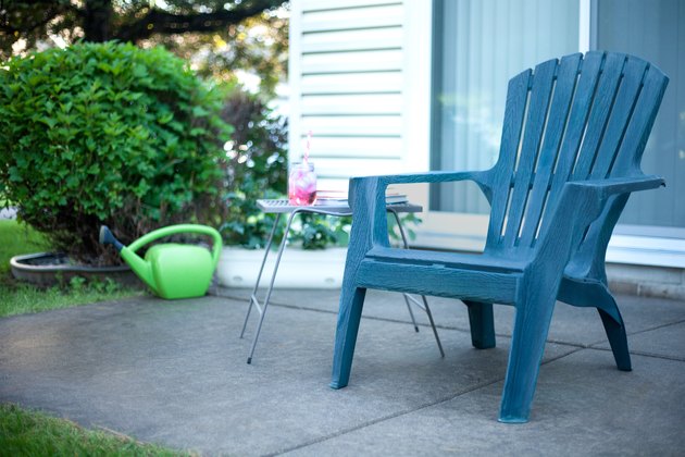 How to Clean Chalky Plastic Lawn Chairs | Hunker