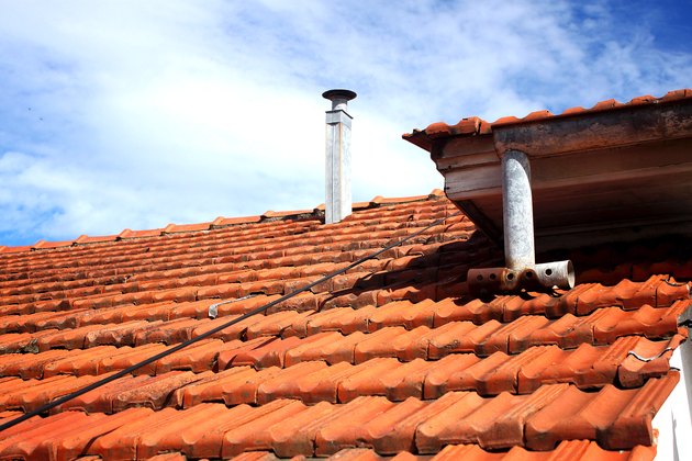 how-to-remove-lichen-from-roof-shingles-hunker