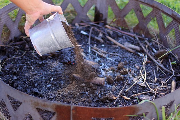 How to Start a Fire in a Fire Pit | Hunker