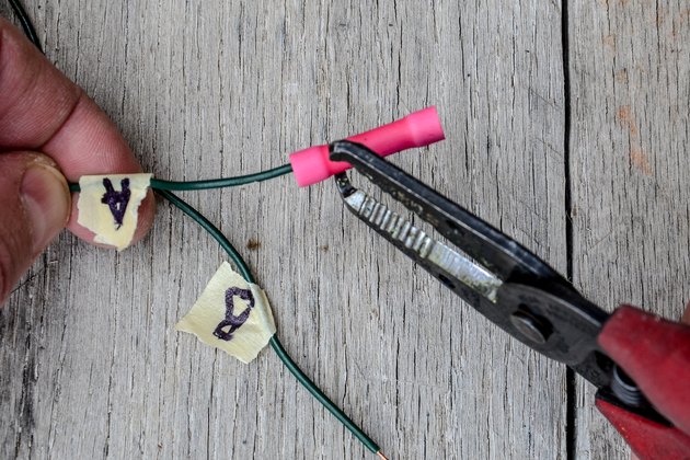 How to Splice Christmas Tree Lights