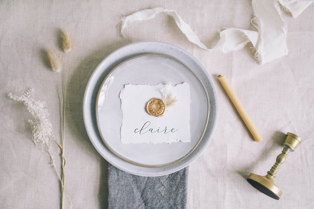 How to DIY Your Wedding Invitations Unique with Wax Seals