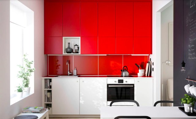 Red Color Can Revolutionize Small Kitchen Design
