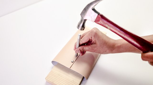 DIY Leather Vase