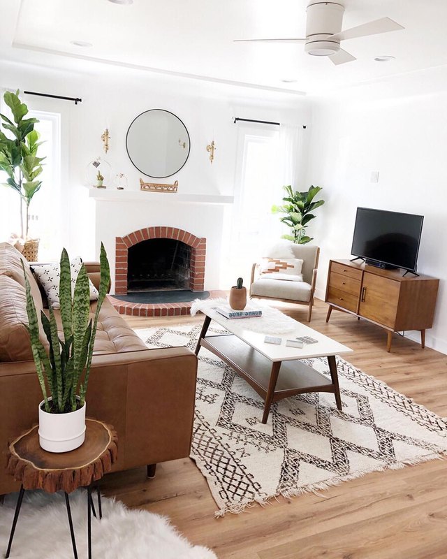 This Living Room is Boho Minimalism at Its Finest | Hunker
