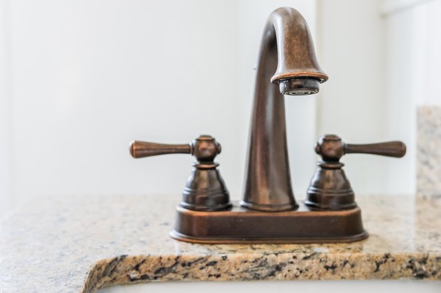 difference-between-oil-rubbed-bronze-brushed-bronze-faucets-hunker