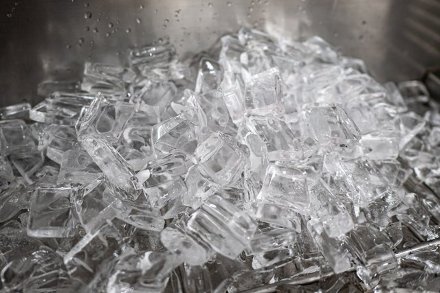 how-to-clean-a-scotsman-ice-machine-hunker