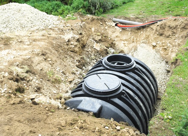How to find your septic tank lid