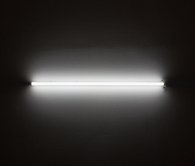 fluorescent lighting turn on