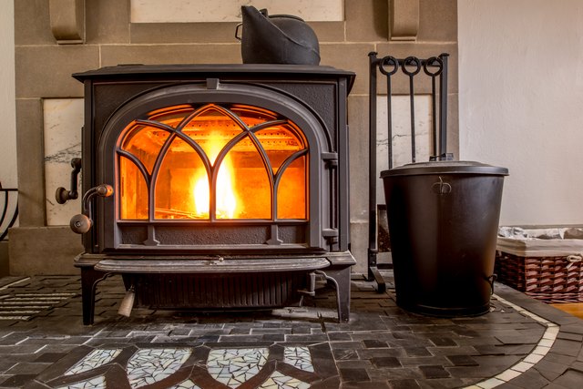 How to Remove Rust from a Cast Iron Stove