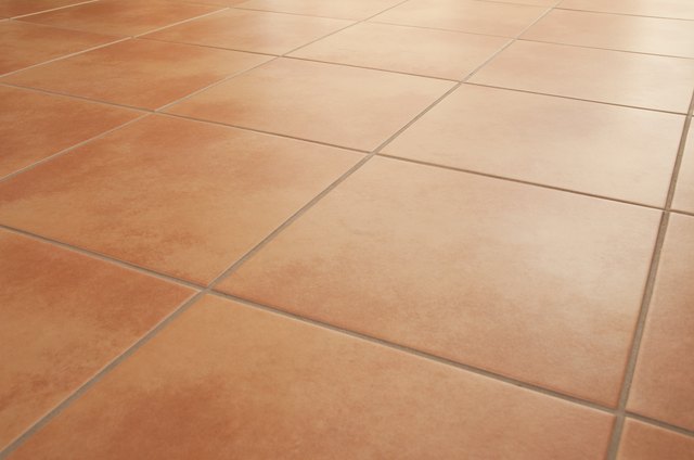 Grout Set Before You Mop The Floor, Should Grout Be Even With Tile