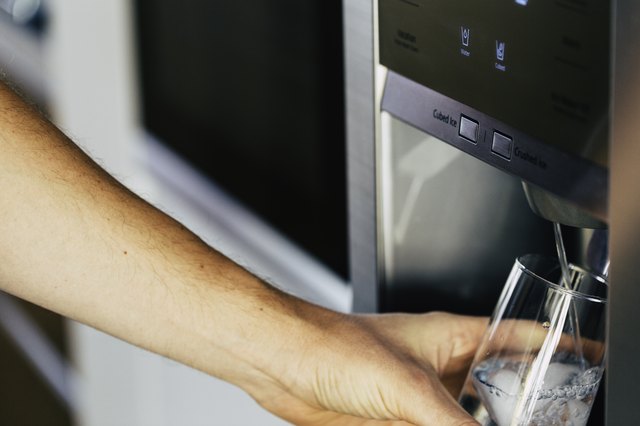 How to Troubleshoot a Kenmore Icemaker That Blinks Twice Hunker