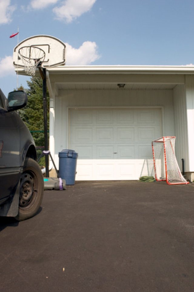 How To Keep Bugs Out Of The Garage